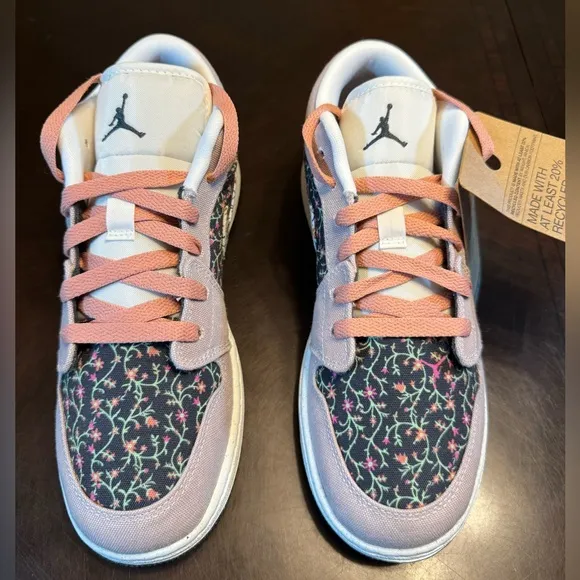 New Air Jordan 1 Low Floral Sneaker Shoes Size 6Y