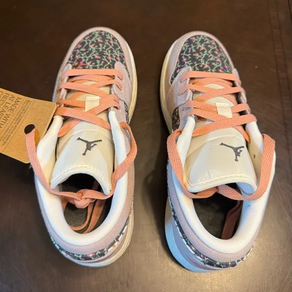 New Air Jordan 1 Low Floral Sneaker Shoes Size 6Y