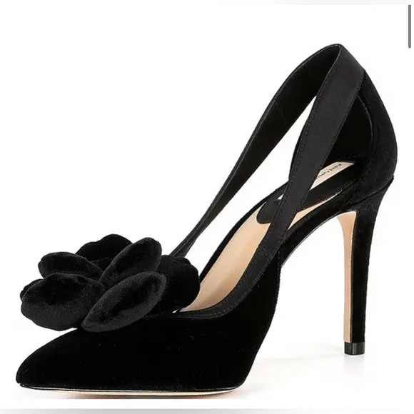 🌸NEW ANTONIO MELANI VELVET WOMEN’S 👠 SHOES Size 8 WITH BOX.