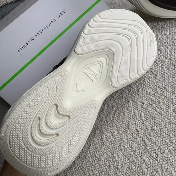 NEW| APL Women’s Streamline