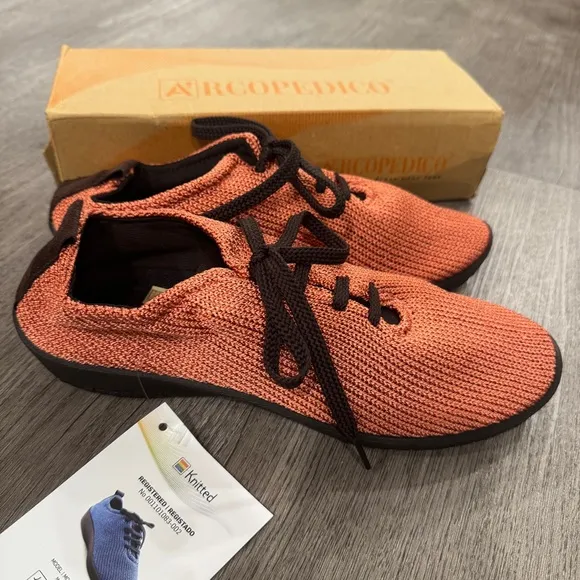 NEW ARCOPEDICO Knit Tennis Shoes in Brick Size 41 (9.5/10)
