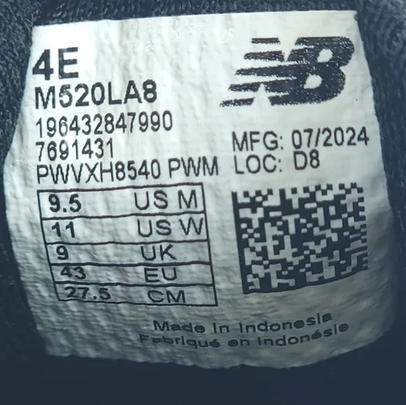 NEW BALANCE 520 v8 Running Shoes Unisex Size M9.5/W11 Black M520LA8