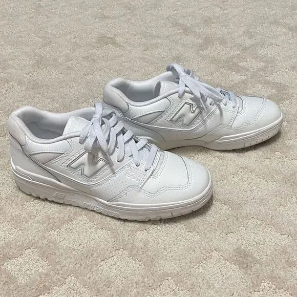 New Balance 550 Women’s white size 8.5