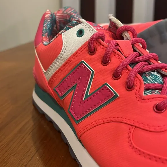 New Balance 574 Island Pack Shoes Sneakers WL574IP new pink Women’s Size 7