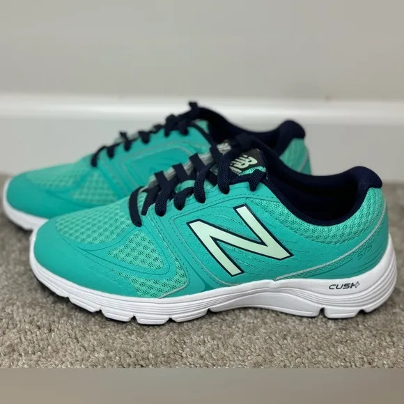 New Balance 575v2 Comfort Ride Teal Sneaker Shoes Women’s Size 7.5