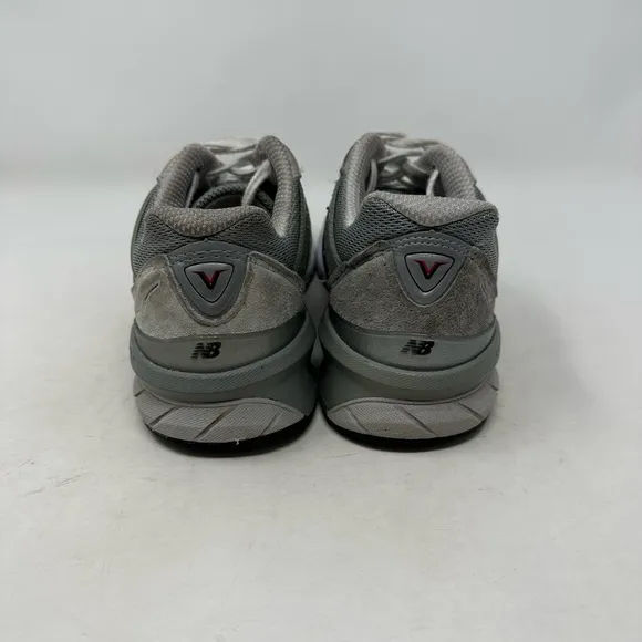 New Balance 990V5. Women’s 6.