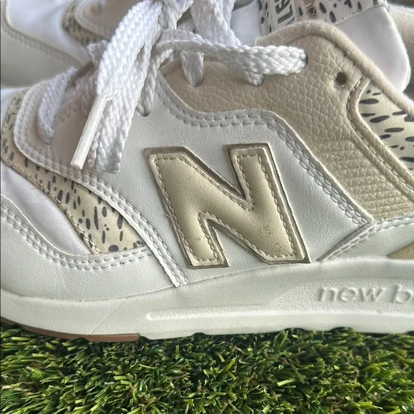 New Balance 997H Animal Print Women’s Shoes Size 9 *like new condition*