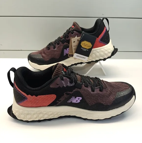New Balance Fresh Foam Hierro V7 GTX Megagrip Trail Running Sneakers Women's 9.5