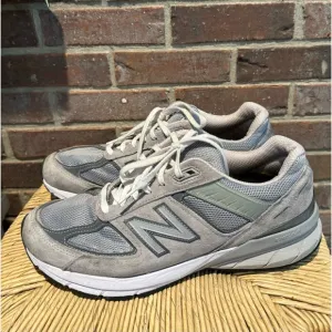 New Balance Men’s 990v5 Size 10.5