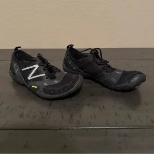 New Balance Minimus Men’s Black Trail Shoes
