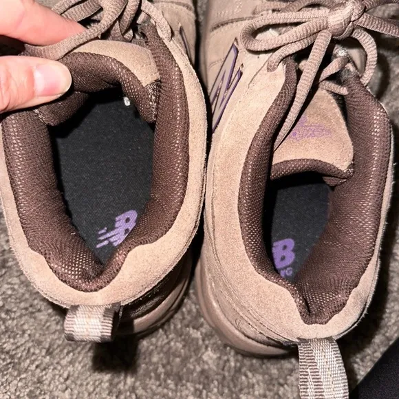 New balance shoes 608