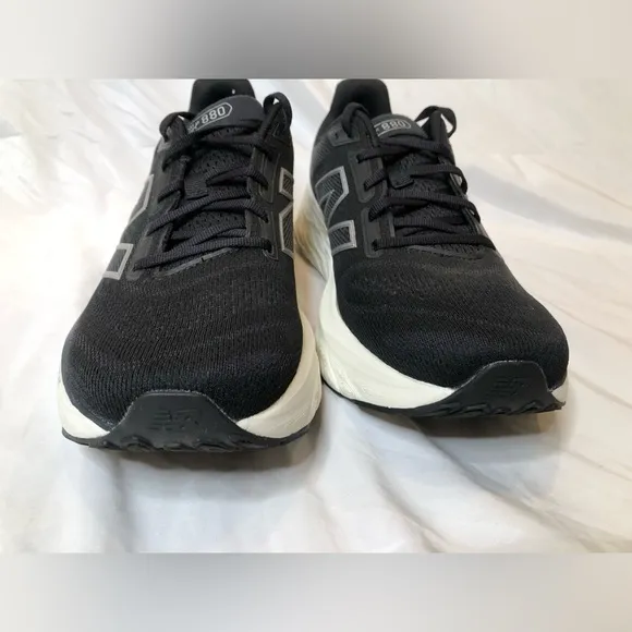 New Balance Unisex Adults Fresh Foam 880 v14 Running Shoes-Size 11W, 9.5M No Box