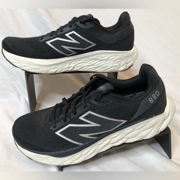 New Balance Unisex Adults Fresh Foam 880 v14 Running Shoes-Size 11W, 9.5M No Box