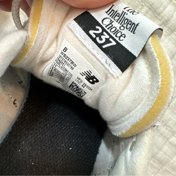 New Balance Women’s 237 V1 Running Shoes White Grey, Size 11 M