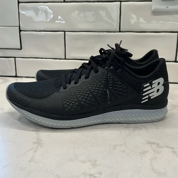 New Balance Women’s Fuel Cell Running Shoes Black Size 10