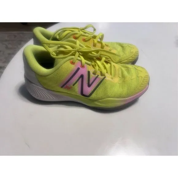 New Balance Women’s Size 7.5 FuelCell 996v5 Tennis Shoes Neon Yellow Sneakers