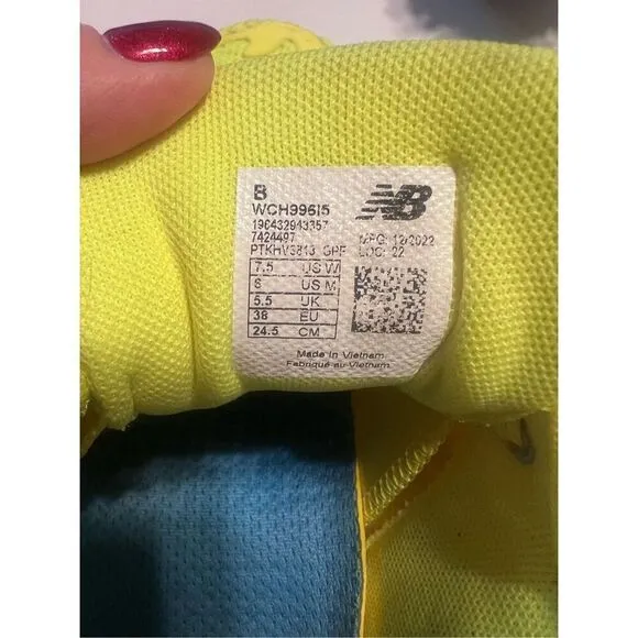 New Balance Women’s Size 7.5 FuelCell 996v5 Tennis Shoes Neon Yellow Sneakers