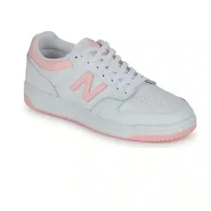 New Balance Women's White Pink Trainers Tennis Shoes NIB Women’s Size 7