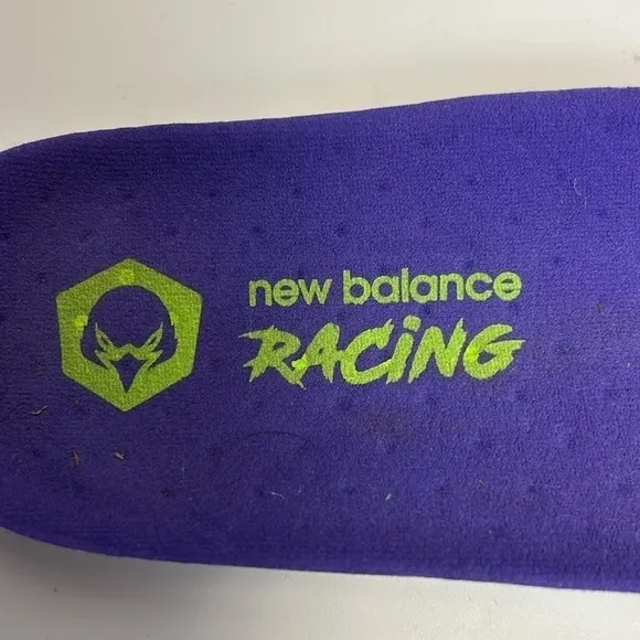 New Balance XC7 Racing Shoes Men’s Size 9 with New replacement Spikes Kit