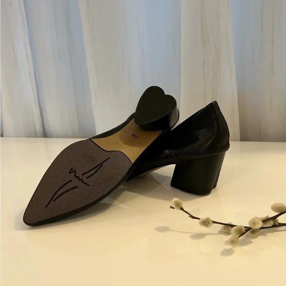 NEW Beautiful Leather Shoes Black WH-DELAIYA Women’s Size US 6,5 EU 36,5