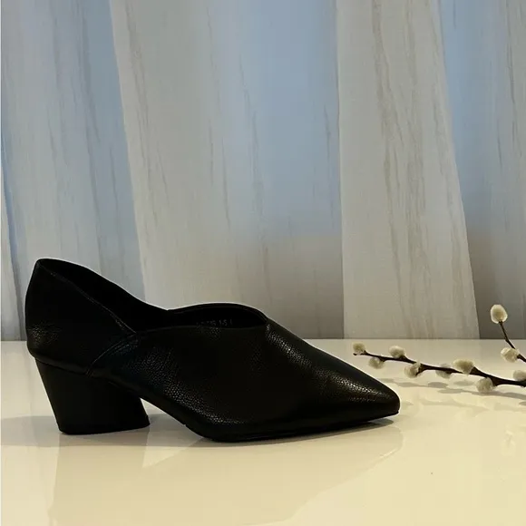 NEW Beautiful Leather Shoes Black WH-DELAIYA Women’s Size US 6,5 EU 36,5
