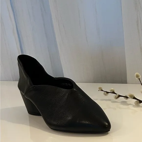 NEW Beautiful Leather Shoes Black WH-DELAIYA Women’s Size US 6,5 EU 36,5