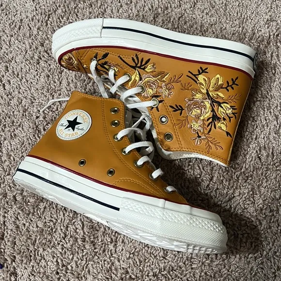 New Converse Chuck Taylor 70 Parkway Floral women’s size 7