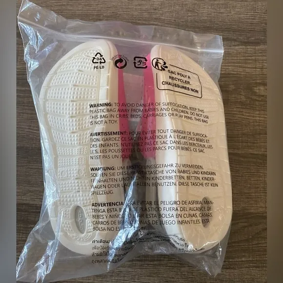 NEW-Crocs Unisex-Child Kids' Literide Clog. ElectricPink/White Size j5. (No box)