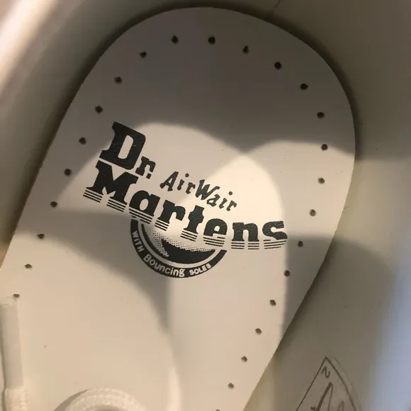 New Dr. Martens 1461 White Smooth Leathers 3 Eyes Oxford Men’s Shoes Multi Sizes