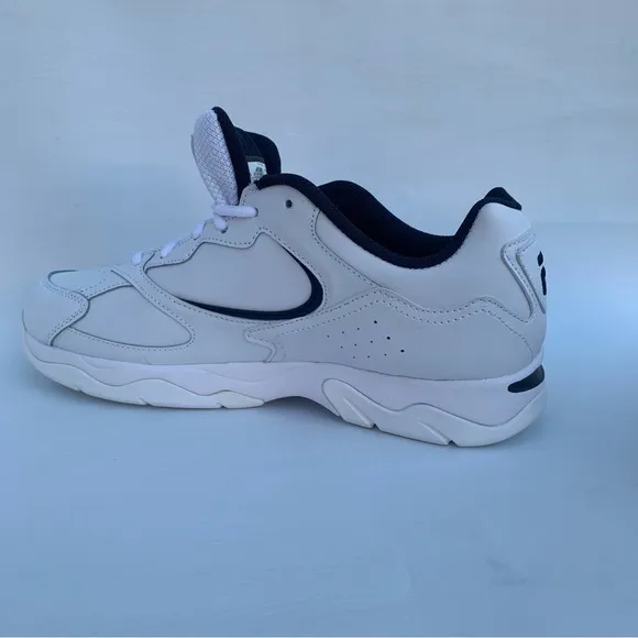 New FILA TRI RUNNER Men’s Shoes White / Navy Size 9.5