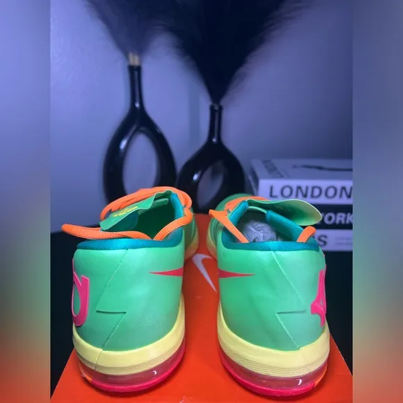 New in Box Nike Kd Vi | Green/ Orange