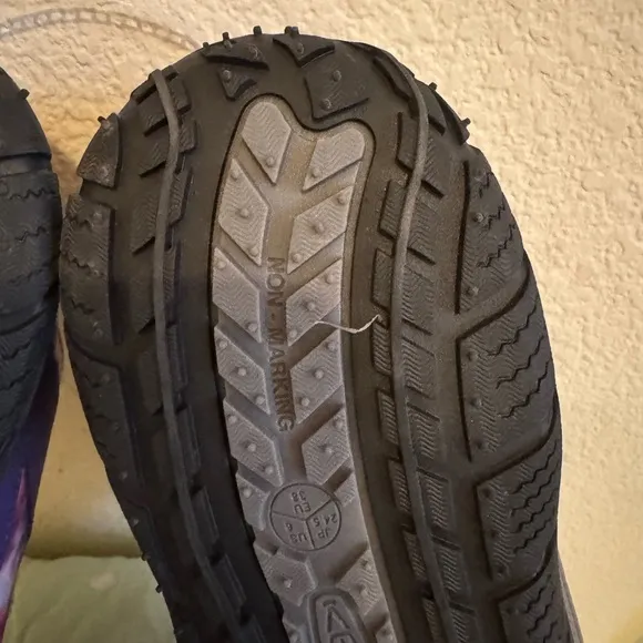 NEW KEEN Kids' Purple Tie-Dye Speed Hound Bike Tread Shoes Size 6