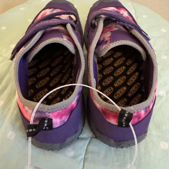 NEW KEEN Kids' Purple Tie-Dye Speed Hound Bike Tread Shoes Size 6