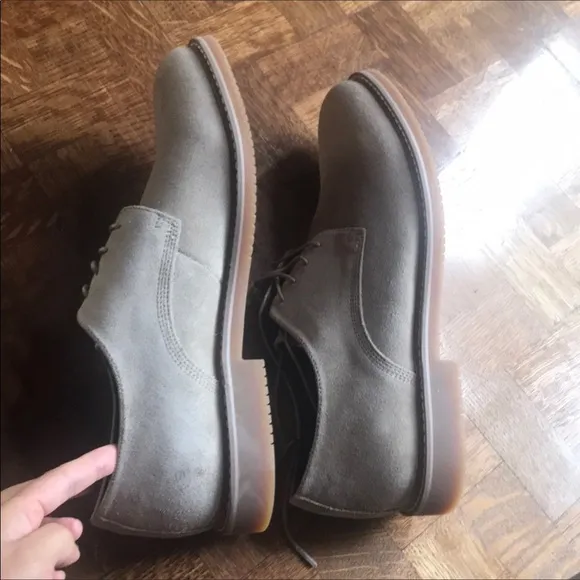New men’s leather shoes with purchase