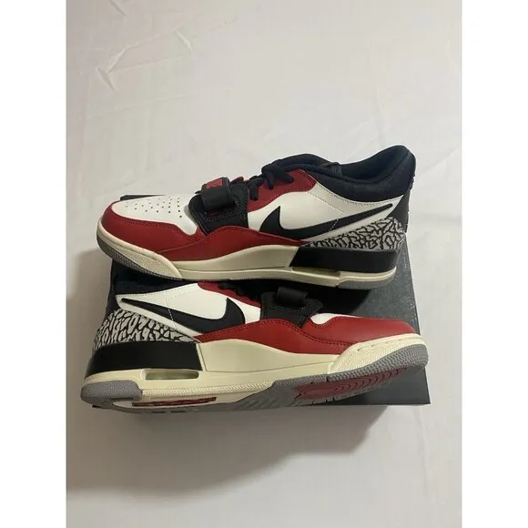 New Men’s Size 10.5 - Jordan Legacy 312 Low Chicago CD7069 106