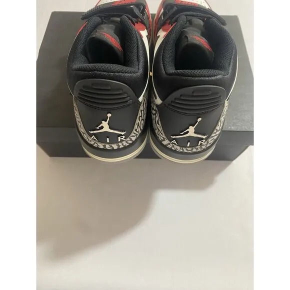 New Men’s Size 10.5 - Jordan Legacy 312 Low Chicago CD7069 106