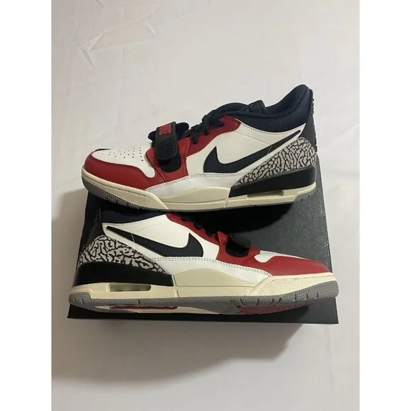 New Men’s Size 10.5 - Jordan Legacy 312 Low Chicago CD7069 106