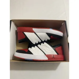 New Men’s Size 11.5 - Jordan Nu Retro 1 2022 Low Chicago DV5141 601