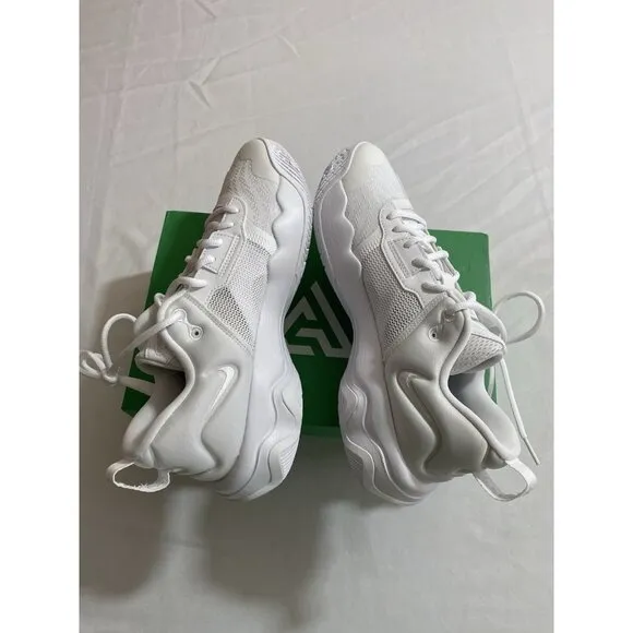 New Men’s Size 8.5 - Nike Giannis Immortality 3 Triple White DZ7533 102