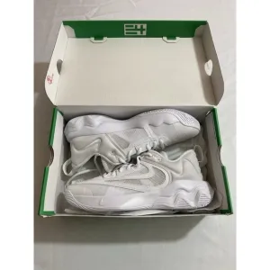 New Men’s Size 8.5 - Nike Giannis Immortality 3 Triple White DZ7533 102