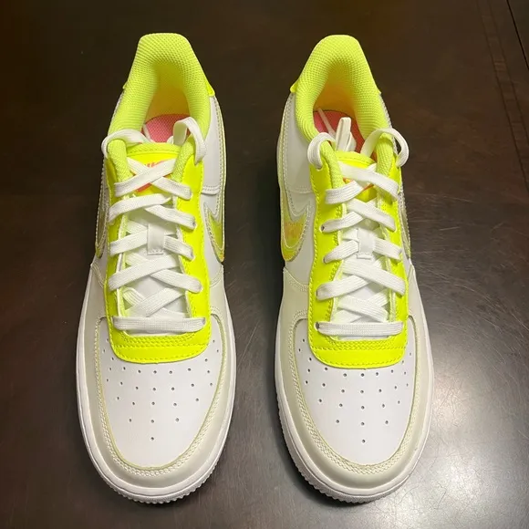New Nike Air Force 1 White Volt Sneaker Shoes Size US 6.5Y
