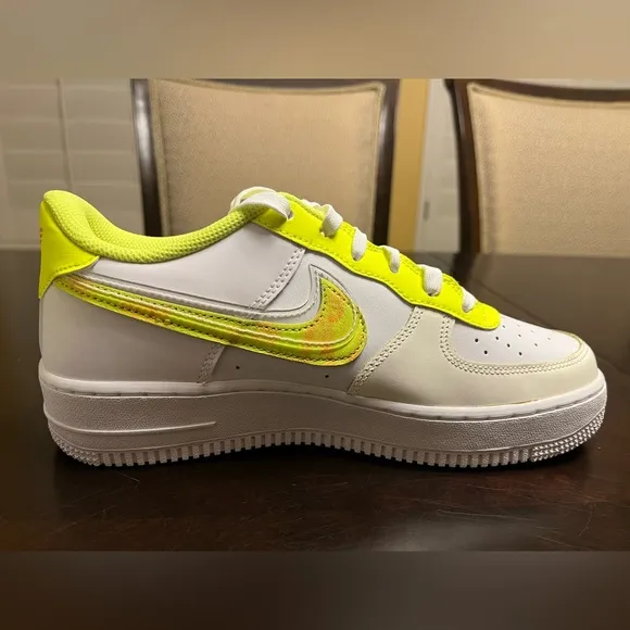 New Nike Air Force 1 White Volt Sneaker Shoes Size US 6.5Y