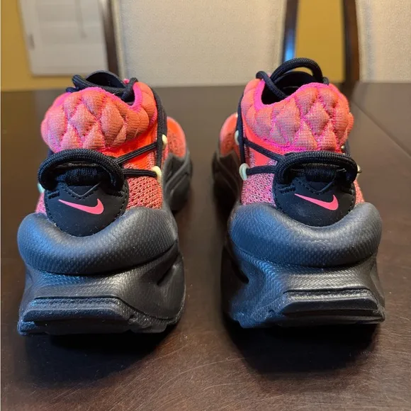 New Nike Air Max Flyknit Venture Pink Sneaker Shoes Size US 7.5
