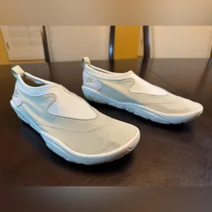 New Nike Aqua Turf Water Sneaker Shoes Size US 8