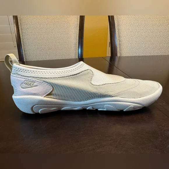 New Nike Aqua Turf Water Sneaker Shoes Size US 8