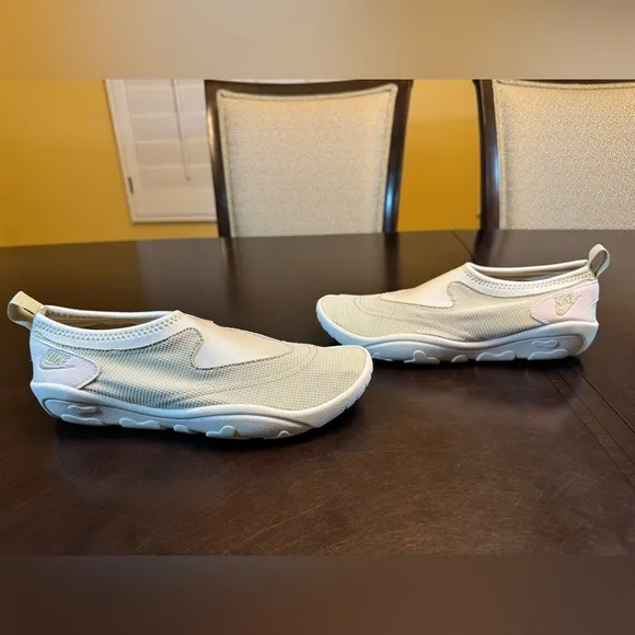 New Nike Aqua Turf Water Sneaker Shoes Size US 8
