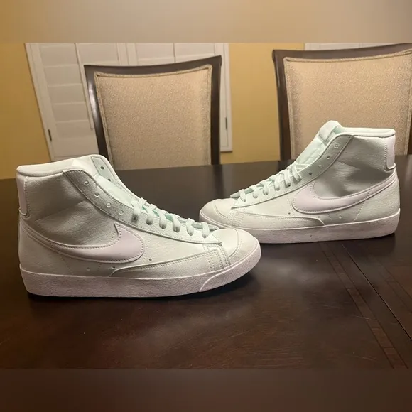 New Nike Blazer Mid 77 Barely Green Sneaker Shoes Size 11.5