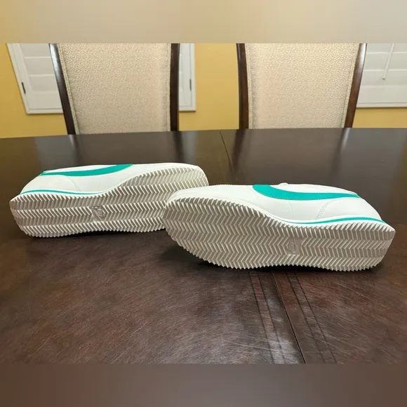 New Nike Cortez Leather White Green Sneaker Shoes