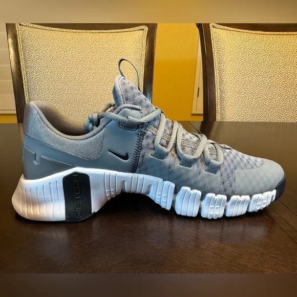 New Nike Free Metcon 5 Smoke Gray Sneakers Shoes Size US 13