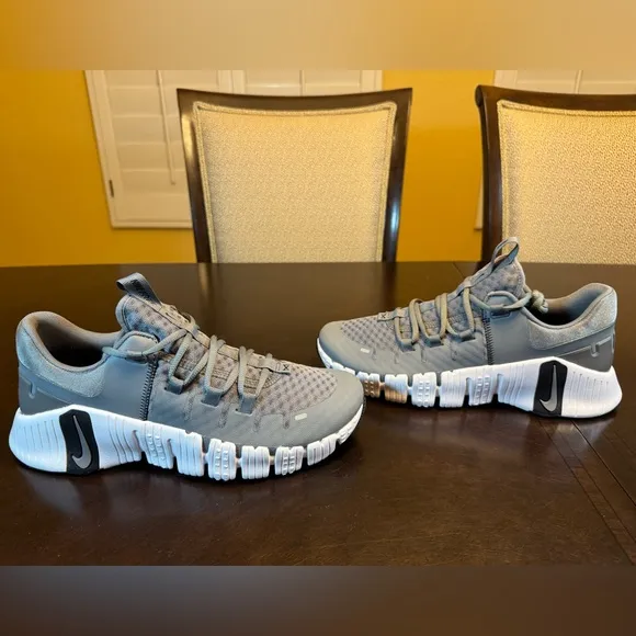 New Nike Free Metcon 5 Smoke Gray Sneakers Shoes Size US 13